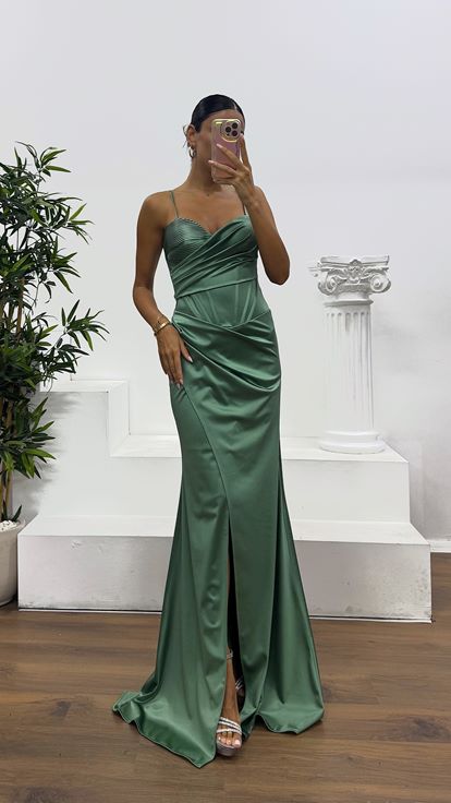 Çağla İp Askılı Sırt Bağlamalı Abiye Elbise