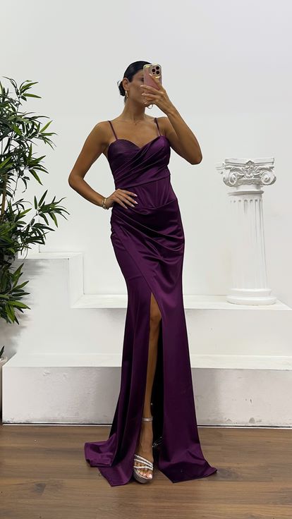 Vişne İp Askılı Sırt Bağlamalı Abiye Elbise