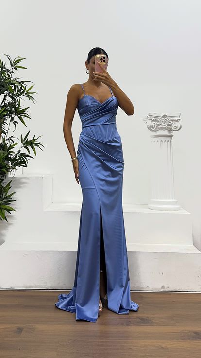 İndigo İp Askılı Sırt Bağlamalı Abiye Elbise