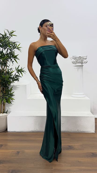 Zümrüt Straplez Saten Abiye Elbise