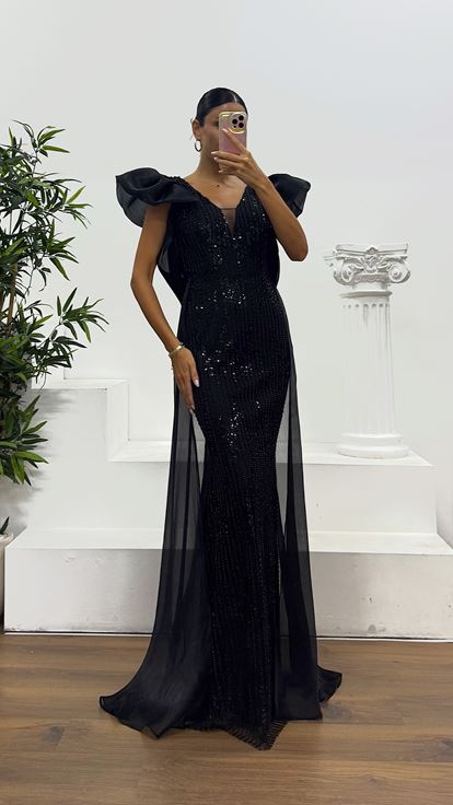 Siyah V Yaka Kolları Tül Abiye Elbise