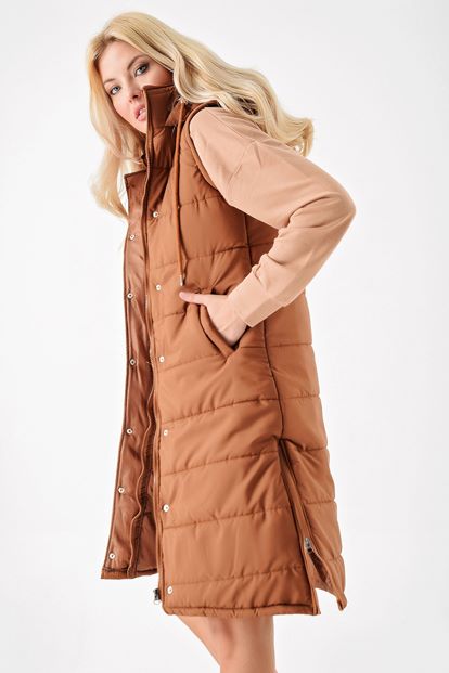 Kahverengi Kapüsonlu Sisme Yelek