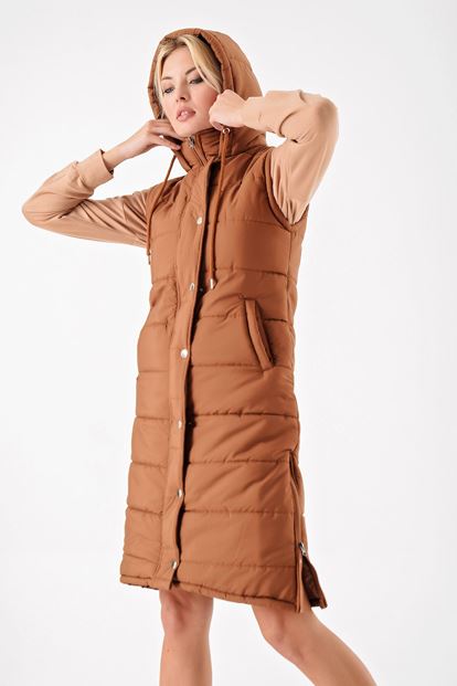 Kahverengi Kapüsonlu Sisme Yelek