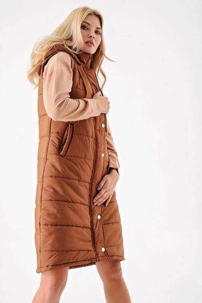Kahverengi Kapüsonlu Sisme Yelek